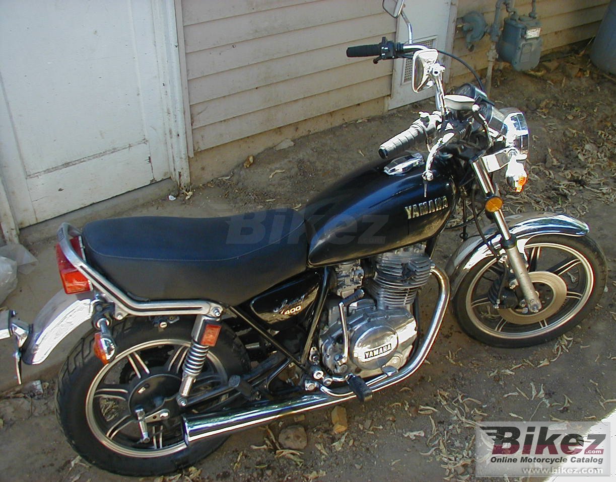Yamaha XS 400 poster